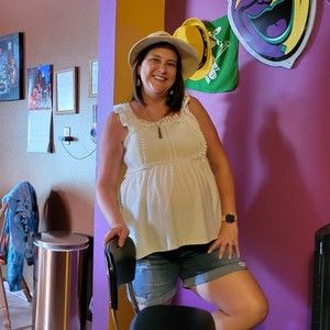 Meet your Posher, Lynne